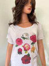 Load image into Gallery viewer, Attractive ROSE COLLECTION on Ladies&#39; Trblend Short Sleeve 6760
